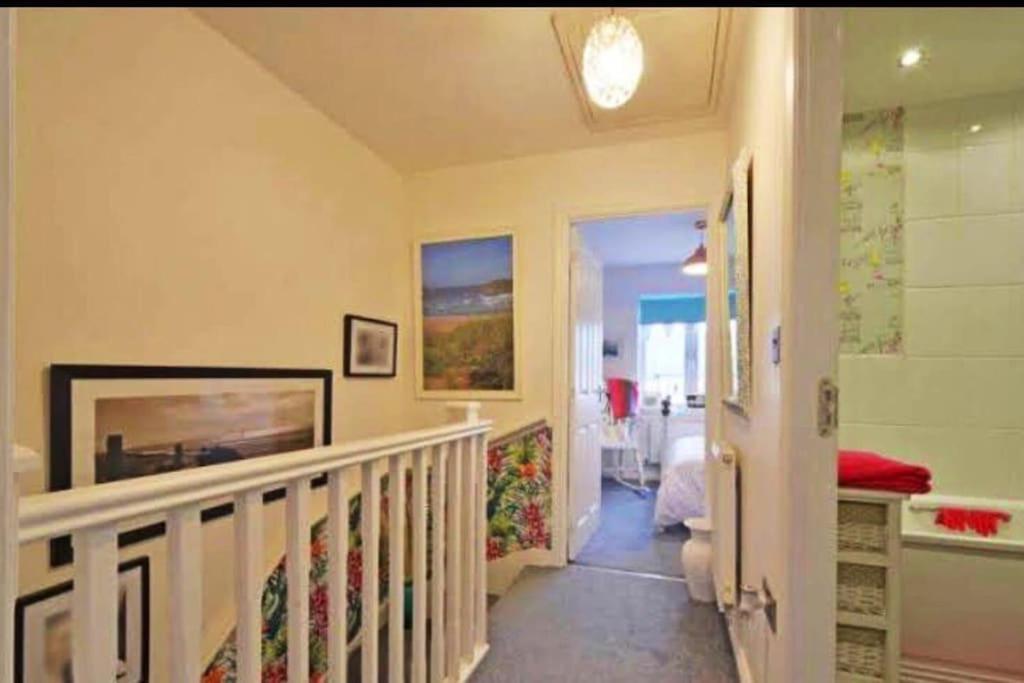 Sunny Family 4-Sleeper Near Newquays Top Beaches New Quay Exterior foto